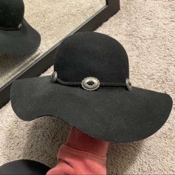 Kendall & Kylie Felt Hat - Picture 1 of 4